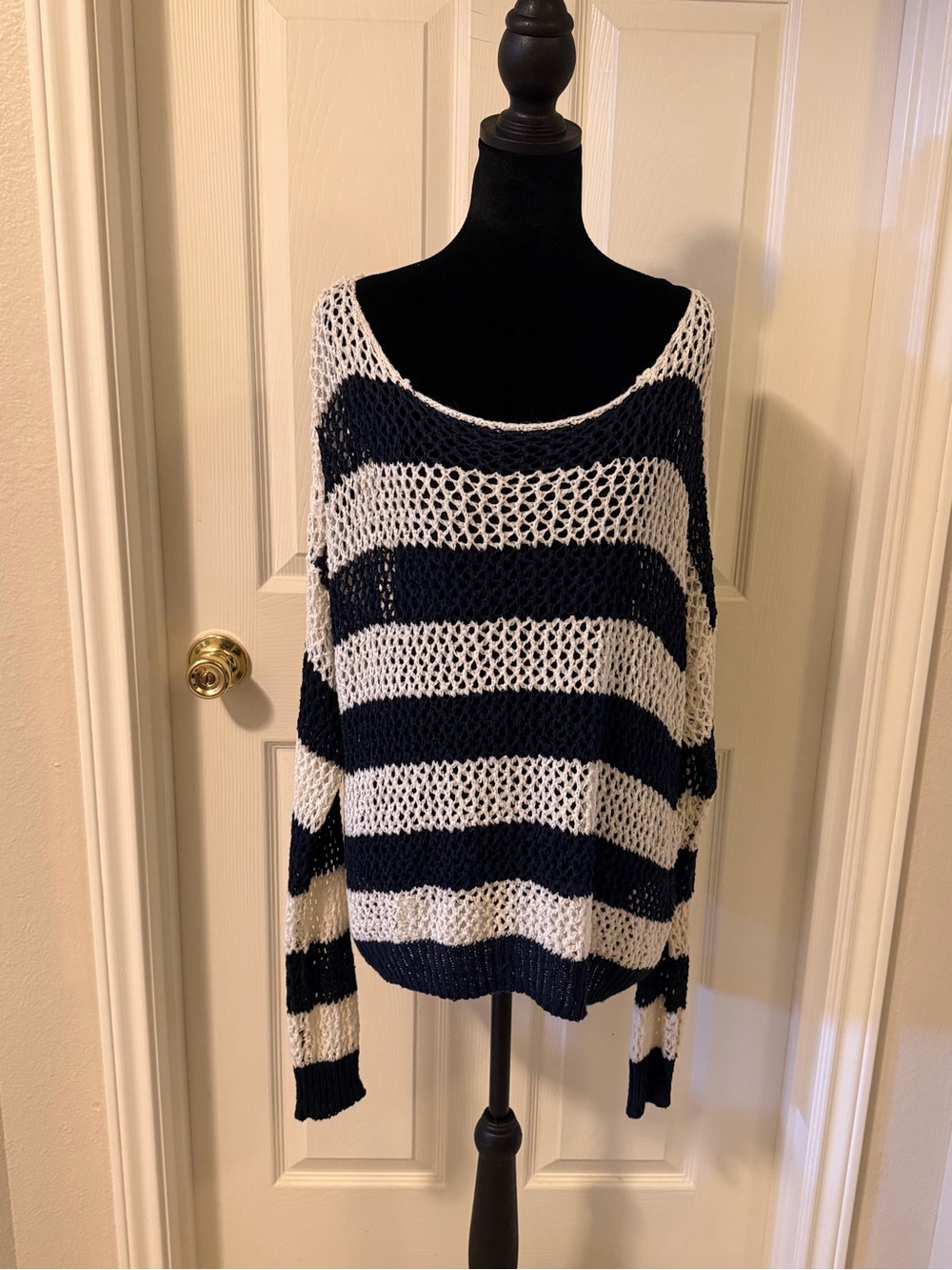 Forever 21 Navy & White Open-Knit Scoop Neck Sweater